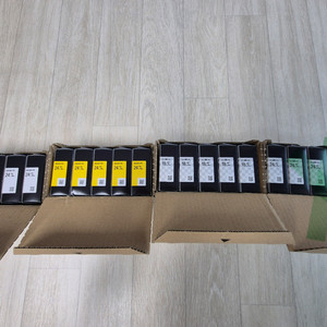 정품 엡손라벨테이프 SS24K 4개, SC24Y 5개, ST18K 5개 미개봉 새재품팔아요!! 이미지