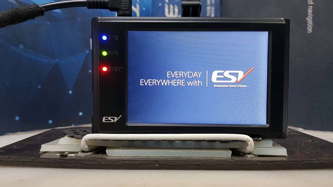 수리된 ESV E1 PLUS 블랙에디션 본체만. 이미지