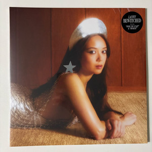 레이베이(Laufey) Bewitched LP [오렌지 컬러] 이미지