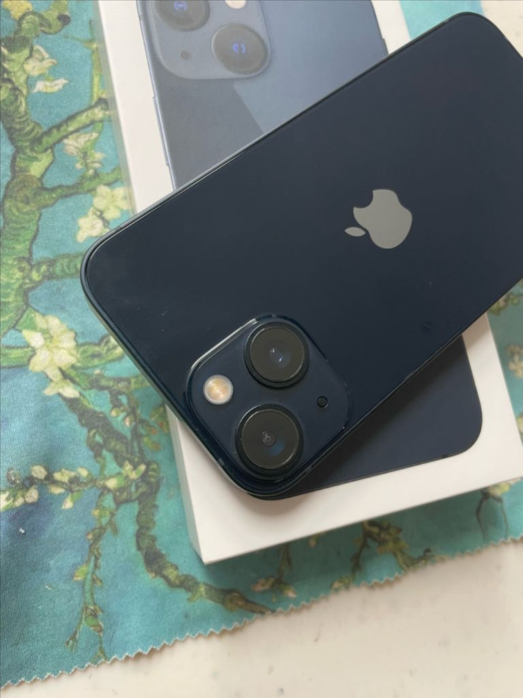 아이폰13미니 128 미드나이트 새상품급 이미지