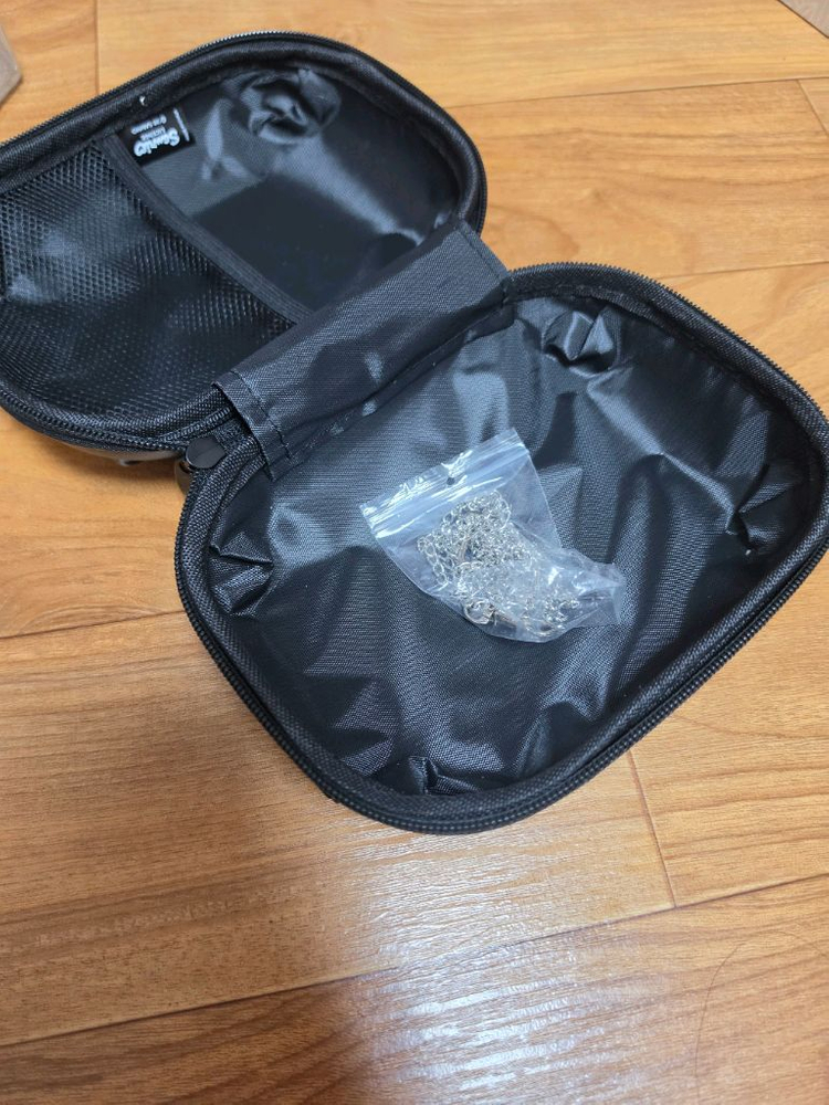 웨이크메이크 헬로키티 블랙 레디백 단품1. 미사용새것 이미지