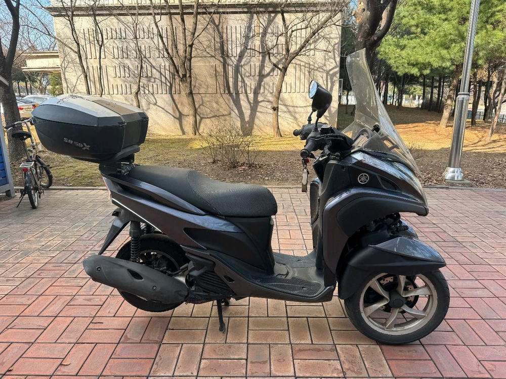 야마하 트리시티125 16년형 짧은키로수 팝니다 이미지