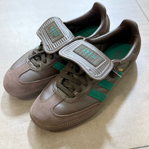 아디다스 x 빌리스 도쿄 삼바 LT 다크 브라운 이미지