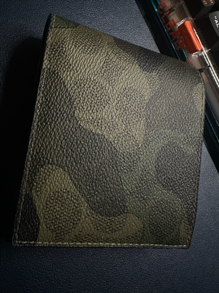 코치 다크샴룩 반지갑 이미지