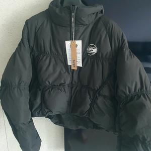 sjyp패딩 이미지