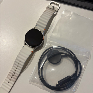 SK갤럭시워치8 40MM 셀룰러 화이트 이미지