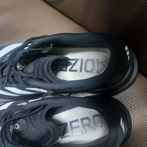 아디다스 에보SL 이미지