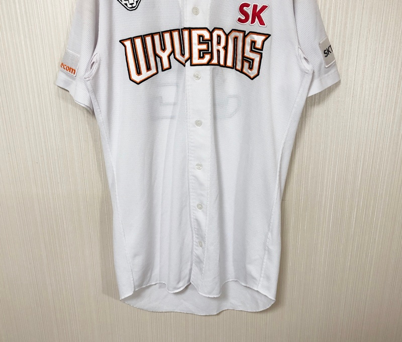KBO 다이나핏 SK와이번스 선수실착 홈유니폼/져지 #32 허민혁 이미지