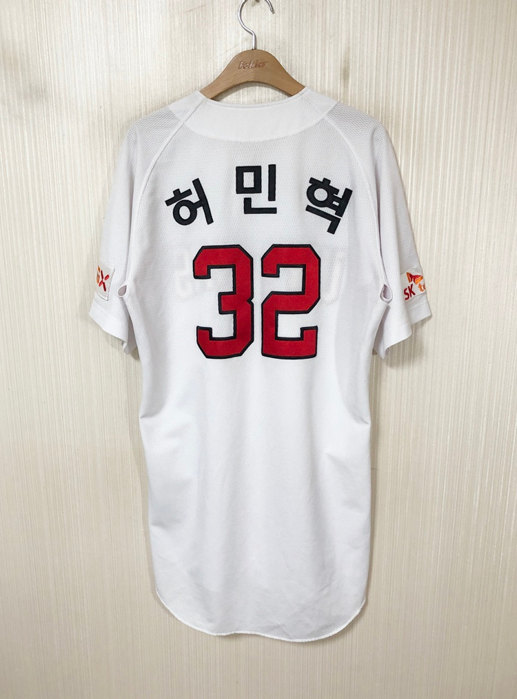 KBO 다이나핏 SK와이번스 선수실착 홈유니폼/져지 #32 허민혁 이미지