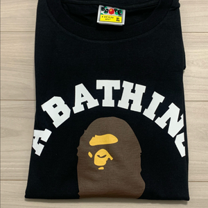 베이프 반팔티 블랙 XL(100) 새상품 이미지