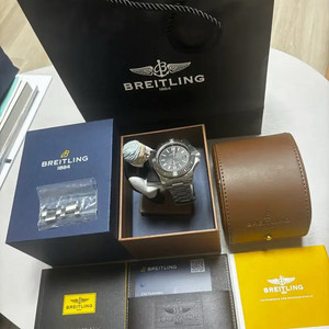 브라이틀링 콜트44 이미지