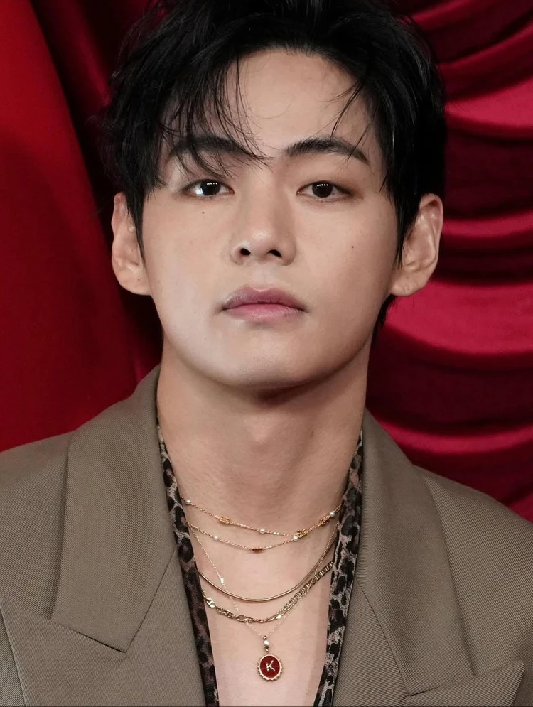 김몽키 샐리손 이니셜 타원형 자만옥 목걸이 M 14k 옐로우 골드 이미지