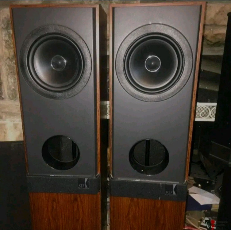 영국 KEF Reference 103/4 톨보이 스피커 이미지