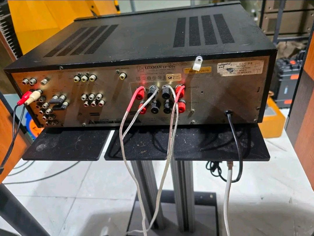 LUXMAN LV-105V 하이브리드 진공관 인티엠프 이미지