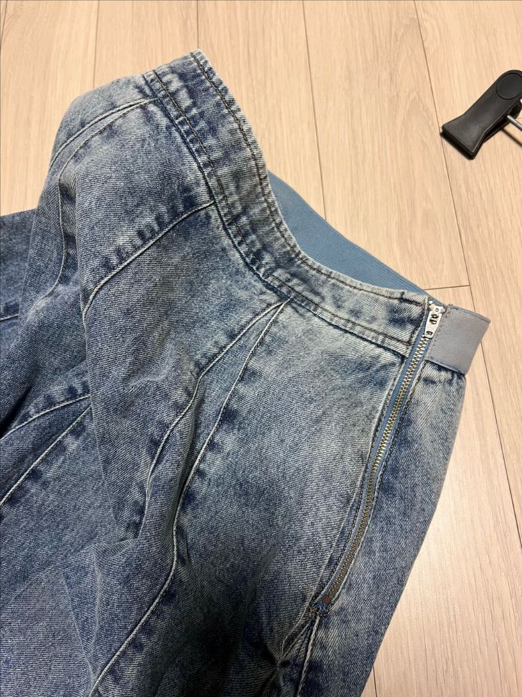 22년 한섬 타임 TIME 데님 풀스커트 뒷밴딩 롱치마 플레어 청 이미지