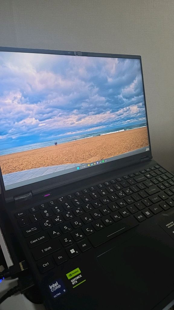 5070TI 게이밍 노트북 에이서 프레데터 이미지