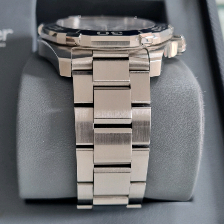 태그호이어 아쿠아레이서 300 41mm 쿼츠 청판 WAY111C(2020.12) 이미지