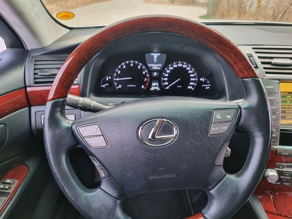렉서스LS460 이미지
