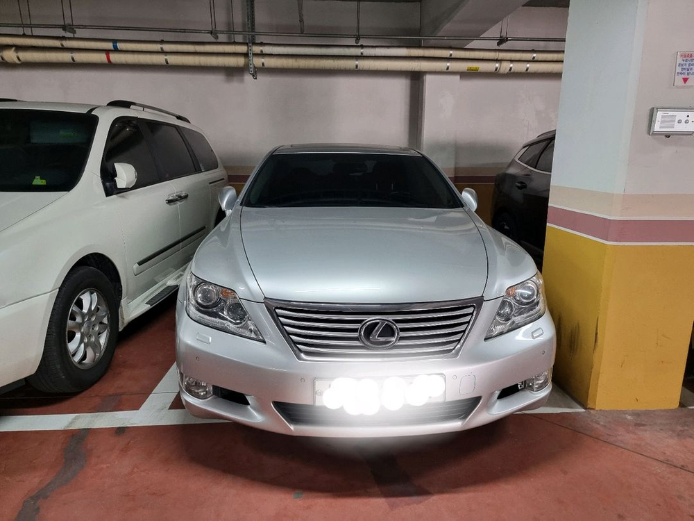 렉서스LS460 이미지