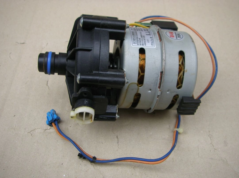 귀뚜라미 가스보일러 순환 펌프 KP-110-GHS (중고) 이미지