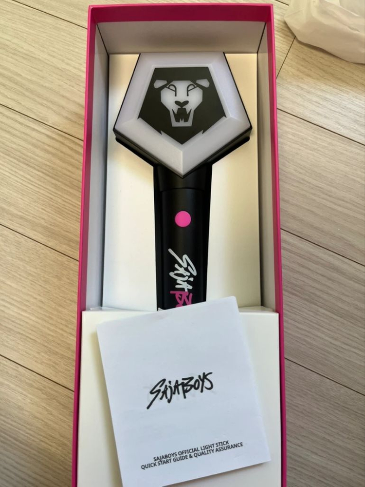 개봉만한새상품 수준 케이팝데몬헌더스 케이팝데몬헌터즈 박스풀 사자보이즈 공식 응원봉 led 블루투스 응원봉 이미지