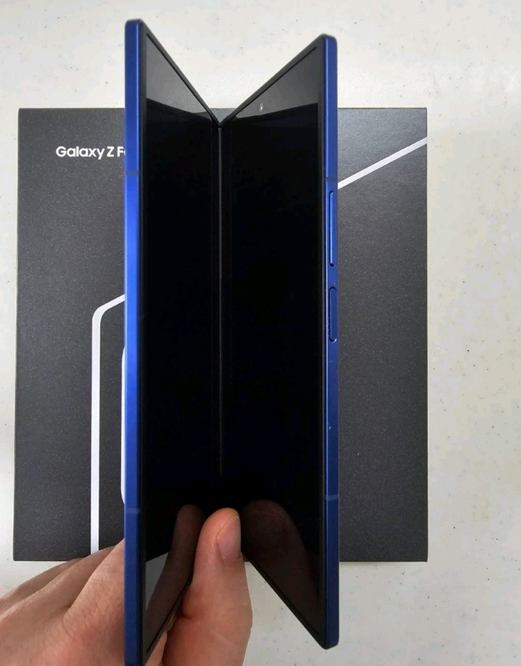 갤럭시 Z 폴드7 블루 512 기가 이미지