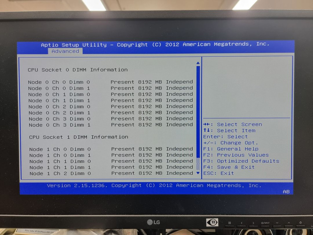 ZT System Z801001 서버 (제온E5-2670 듀얼/128GB/SSD 120GB + mSATA 1TB) 이미지