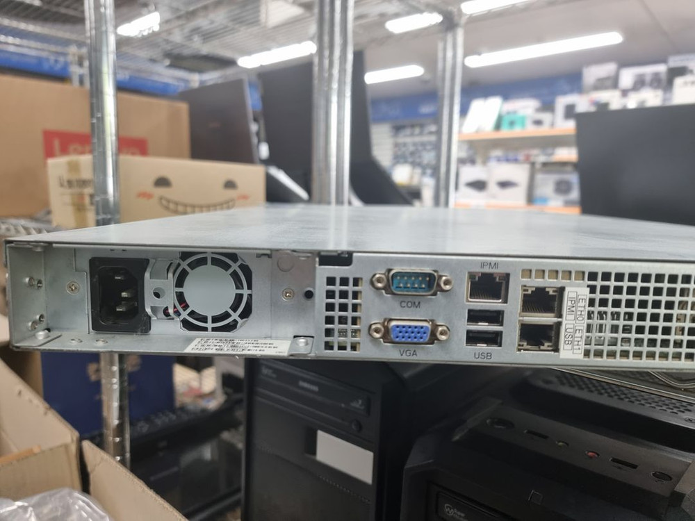 ZT System Z801001 서버 (제온E5-2670 듀얼/128GB/SSD 120GB + mSATA 1TB) 이미지