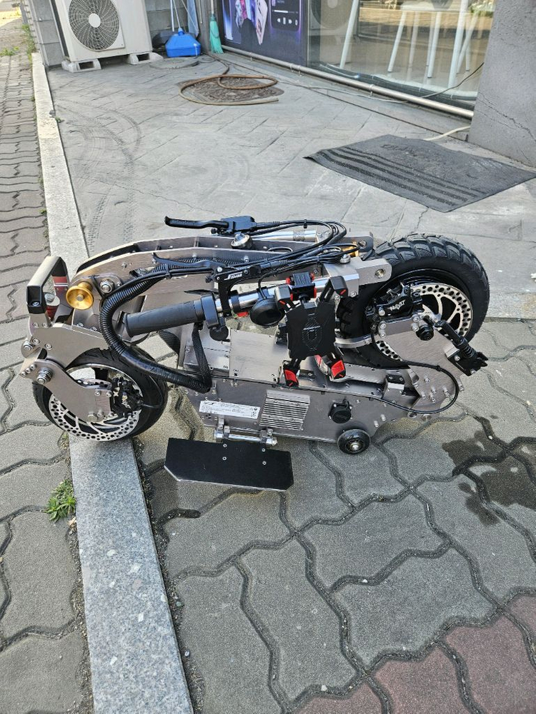 위페드 93M 전동킥보드 업그레이드버전 이미지