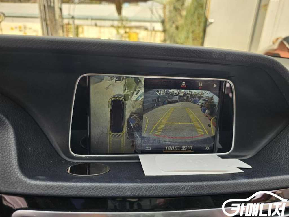 [벤츠]E-클래스 W213 E300 4MATIC 아방가르드 #고유가특가 이미지