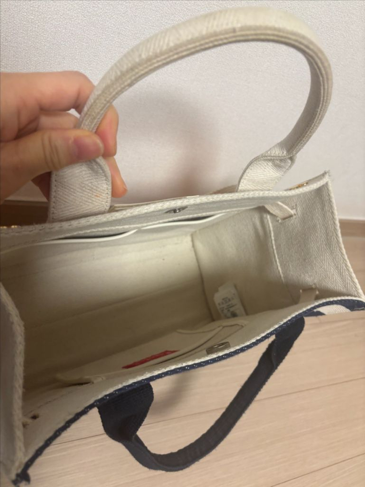 럭키슈에뜨 스트라이프 캔버스 토트백 이미지