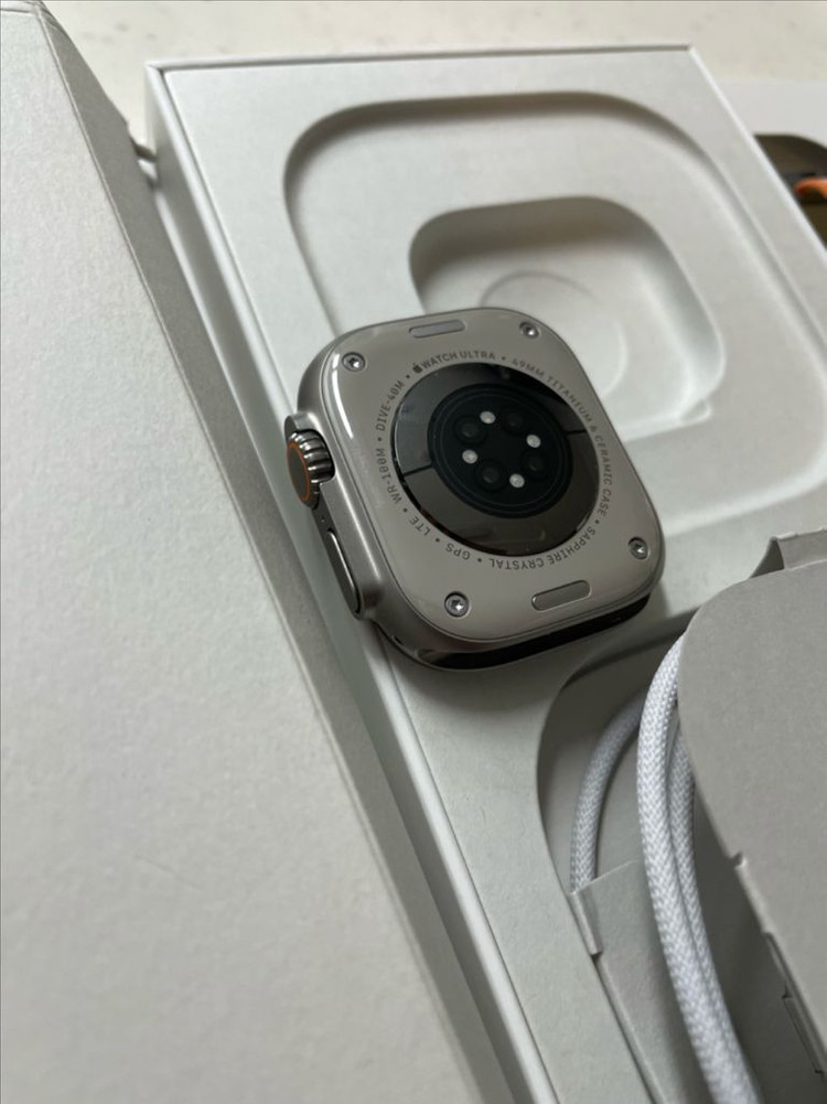 애플워치 울트라2 내추럴 SSS급 풀박스 이미지