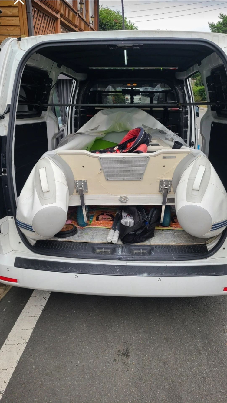 스네이크헤드 낚시 콤비고무보트 이미지