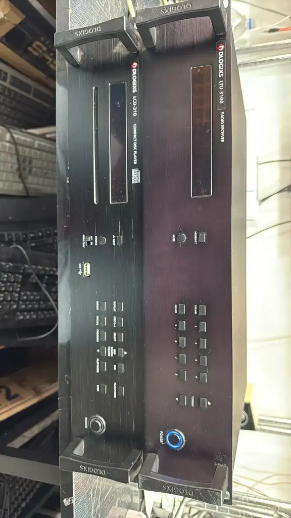 디라직 DLOGIXS LTU-3100, LCD-310 라디오수신기 디스크플래이어 방송장비 이미지