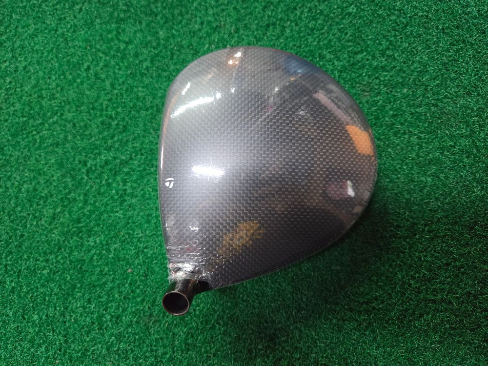 TaylorMade 테일러메이드 Qi35 MAX 드라이버 헤드 이미지