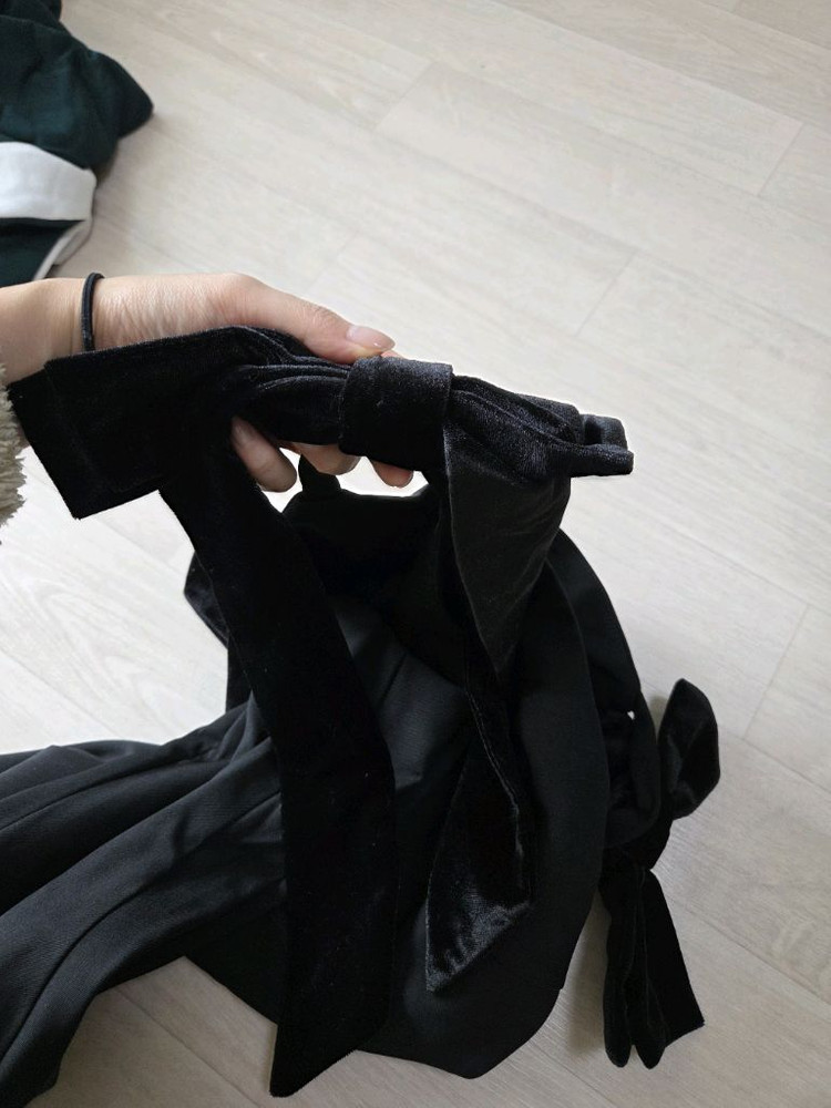 샵사이다 블랙 U넥 보우넥 미니 드레스 (새상품) 웨딩촬영 캐쥬얼룩 신혼여행 원피스 이미지