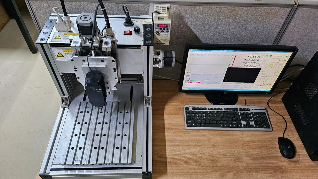 소형 CNC 조각기 이미지