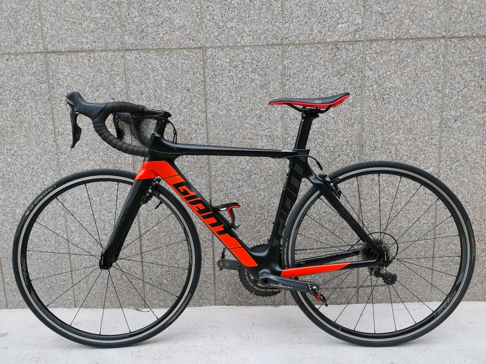 상태좋은 17년 자이언트 프로펠 어드밴스1 울테그라 카본 로드자전거 xs사이즈 팔아요. 이미지