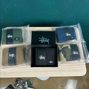 스투시 반지갑 이미지