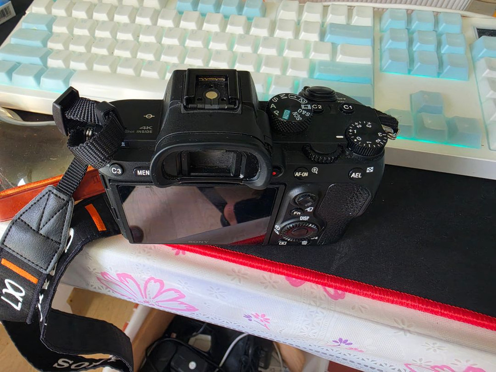a7m3바디 + 고독스플래쉬v860ii +리모콘+배터리충전기 이미지