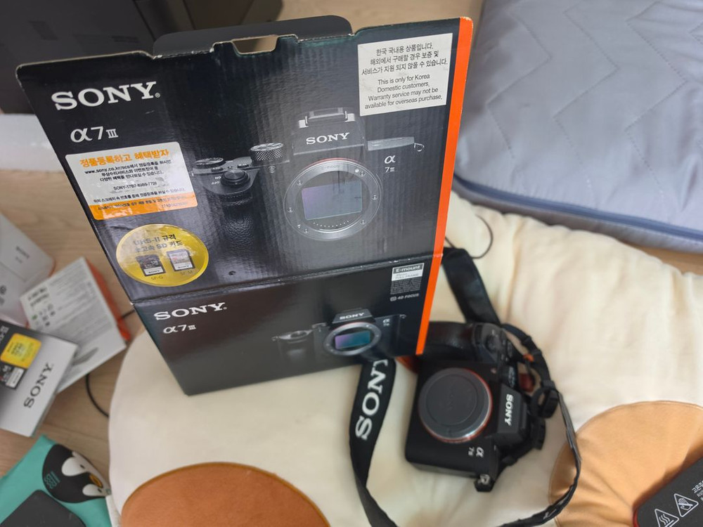 a7m3바디 + 고독스플래쉬v860ii +리모콘+배터리충전기 이미지