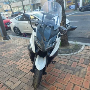 24년식 티맥스 560 신차급 판매합니다 이미지