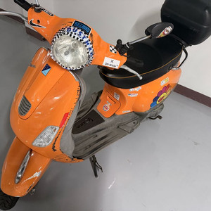 베스파 lx125 이미지