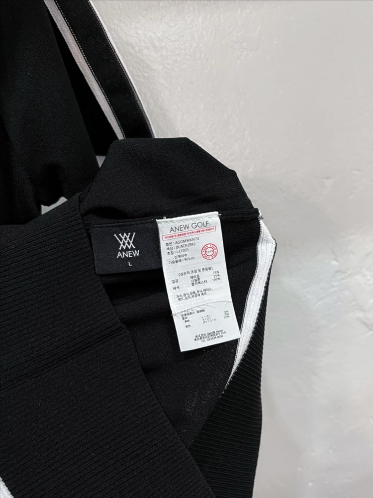 [미착용](77/L) 어뉴 블랙 집업 카라넥 반팔 골프니트웨어 이미지