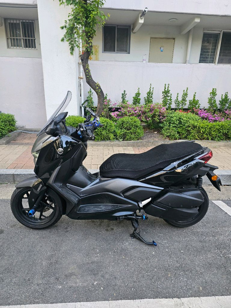 서울 / 2025년 XMAX300 아이콘블랙 / 2,000KM 신차급 / 옵션다수 이미지