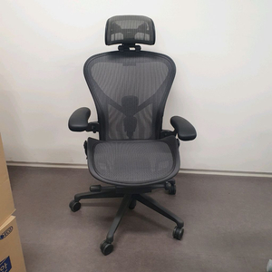 <수입명품 >hermanmiller(허먼밀러) 뉴 에어론 헤드레스트체어 이미지