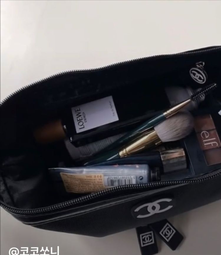 샤넬 정식 뷰티트래블 여행용 화장품 빅 파우치 새상품 이미지