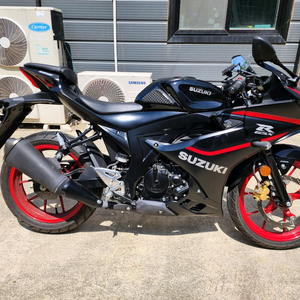 25년식 스즈키 GSX-R125 블랙 신차급 판매 이미지