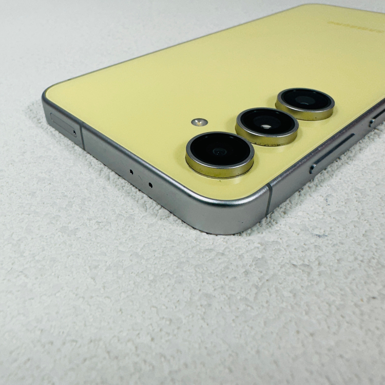 S급 무잔상 갤럭시S24FE 옐로우색상 256G 판매해요 이미지