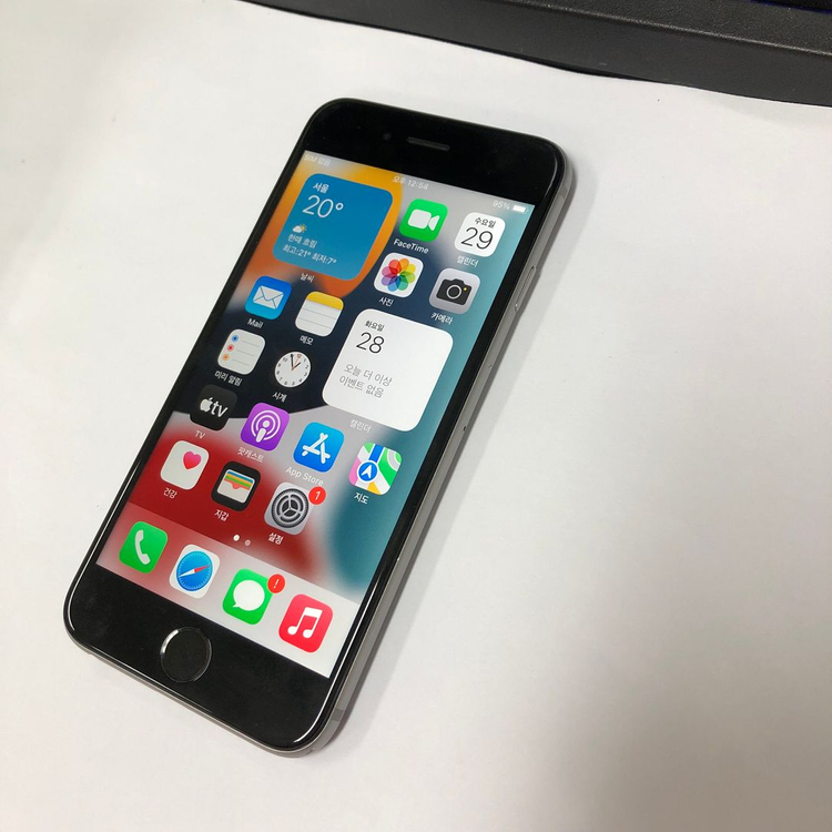 아이폰6S 64GB 스그 중고폰 배터리100% 인스타 레트로감성 카메라폰 사진폰 089200 이미지
